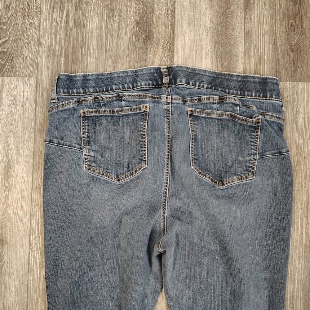 Torrid Classic Blue Bombshell Skinny Jeans Size 22R - Picture 5 of 7